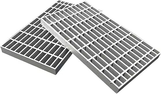 Hot-DIP Galvanized Steel Grating with 3mm-7mm Thickness and 30mm-40mm Pitch for Heavy Duty Applications