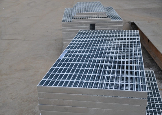 Heavy Duty Steel Grating Plate Gi Steel Serrated Grating Mesh for Drainage Factory Price