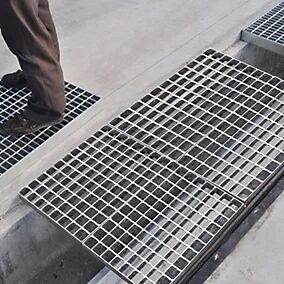 Hot Dip Galvanized Steel Grating Drain Cover with Ventilation Lighting and Heat Dissipation Properties