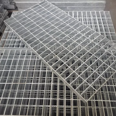Gegalvaniseerde stalen roosterplaten met hoge sterkte en warm gegalvaniseerd voor vloerwandpad