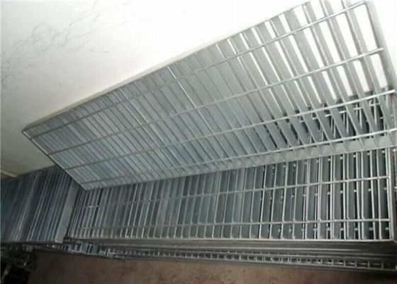Grating van het hoge Prestatiesstaal Afvoerkanaaldekking met de Bar van het Kader 25 X 5 Lager